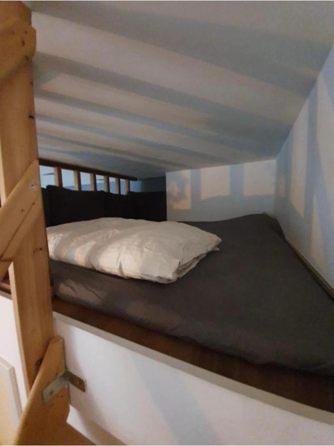 Le Mont-Sur-Lausanne Modern Studio With Mezzanine المظهر الخارجي الصورة